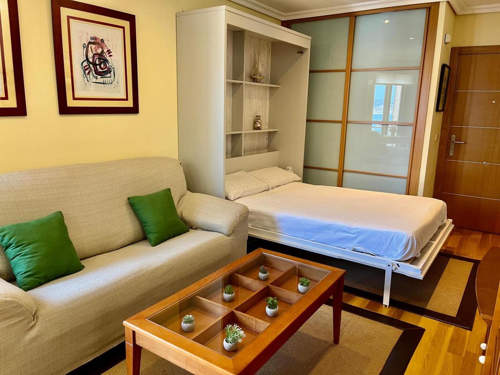 Apartamento Centrico Con Garaje Vigo Luaran gambar